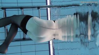 Swimming pool 18 Anetta stripping