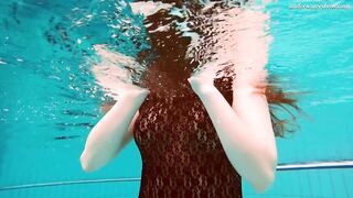 Swimming pool Cutie Vesta gets naked nude