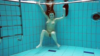 Swimming pool Cutie Vesta gets naked nude
