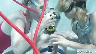 Underwater fellatio goes 2 way