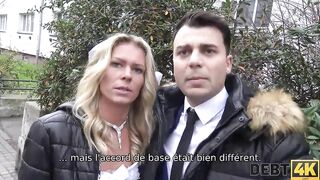 DEBT4k. Une chose douce devrait rendre beaucoup d'argent juste aprï¿½s le mariage