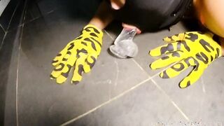 Cassix4 - sexy masturbates inside hotel room