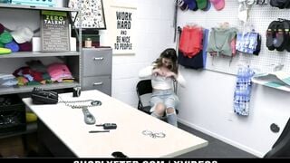 Curvy Shoplifter Paige Owens Needs A Lesson From Officer
