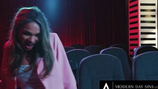 MODERN-DAY SINS - Pervy 19 Yo Have OUTDOOR SEX Into Clip Theatre And GOT CAUGHT! With Athena Faris