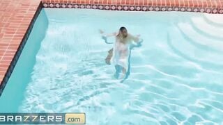 Huge Soak Butts - (Jessa Rhodes, Keiran Lee) - Jewel Of The Pool - Brazzers