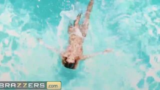 Huge Soak Butts - (Jessa Rhodes, Keiran Lee) - Jewel Of The Pool - Brazzers