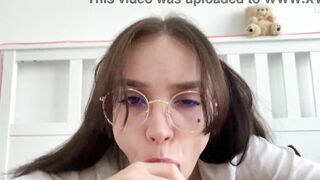 babe with glasses make a bj and asked to cum on her face - Lilith Cain