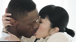 BLACKED_Japanese_Journalist_vs_The_BIGGEST_BBC_IN_THE_WORLD