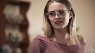 Older step daughter seduced her dad