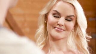 Dude fucks 19 year old gf n her stepmom