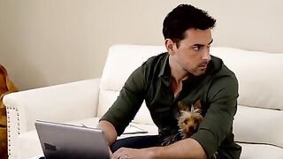 Distracting Daddy - S8:E3