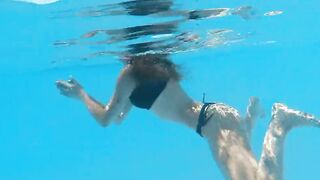 Bonnie babe tight slim dark haired pornstar swimming