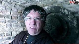junge nonne zum sex verführt im kloster