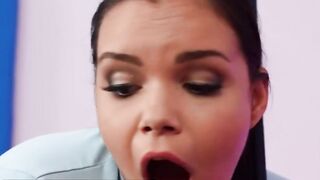 Brazzers - Curvaceous Czech hot Sofia Lee Seduces Muscular Dude