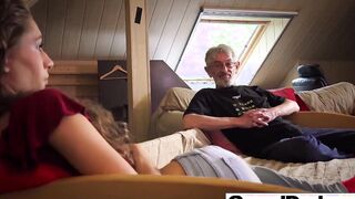 Old Psychologist Tries a New Method