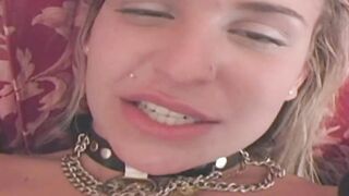 Big haired Goddess wants to nailed her friend with a stap-on