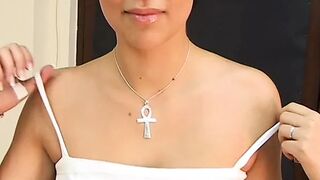 Short hair Hottie with pierced tongue offer hardcore bj