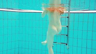 Bombshell Polish Cutie Marketa nude into the pool