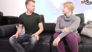 Hässliches deutsches Mädchen macht Sextreffen nach Videotelefonie über EroCom