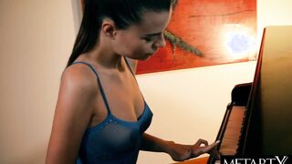 Incredible Sexy dark haired celeb plays the piano and then her Goddess cunt