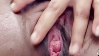 SHAVING MY TWAT AND LEAVING IT SMOOTH TO TAKE A GIRLFRIEND'S DICK - Chayenhy2
