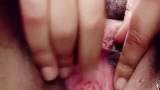 SHAVING MY TWAT AND LEAVING IT SMOOTH TO TAKE A GIRLFRIEND'S DICK - Chayenhy2