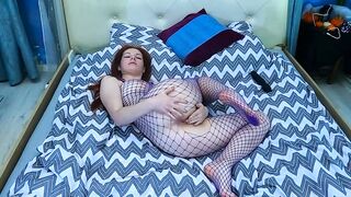 red head furiously fingered and pleasuring herself for daddy
