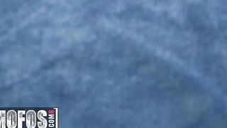 Mofos - It's Anal Time For babe Alicia Williams And
