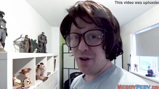 Yorkshire geeks watches huge big tit brit