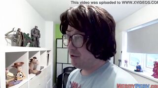 Yorkshire geeks watches huge big tit brit