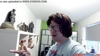 Yorkshire geeks watches huge big tit brit