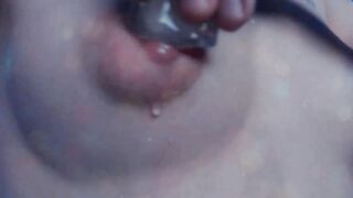 Alexa Kitten: Icy Nipple Tease
