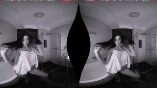 Softcore Solo inside Virtual Reality