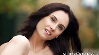 Thin Beauty Sabrina gets naked to tease outside solo