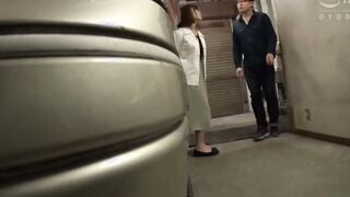 An Adulterous Wifey Witnessed Having an Affair by... Riho Fujimori
