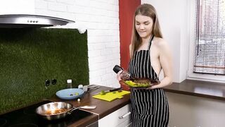 Steak and Blowjob Day at ClubSweethearts