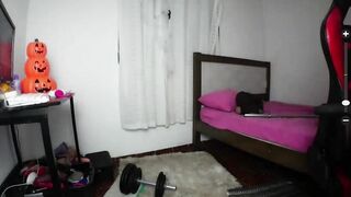 Web Cam camgirl seduce with exercising during broadcast part one