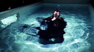 goth underwater shooting inside swimmimg pool. Arya Grander