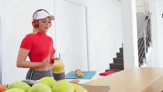 Reality Kings - hot Snatch With Mouth Marilyn Sugar Fucks her BF