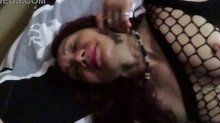 THE AMAZING cougar GETS HER PINK NIPPLES SOAK WHILE SHOWS OFF HER TWAT INTO BED