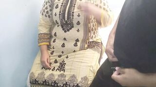 Stepson visits 25 Year mature stepmom's Room while she Alone - Family Therapy