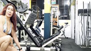 HOTTIE BOOTY WORKOUT OF THE MUSCULAR milf BABE