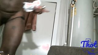 Amateur Sex Thin African Take a Cumshot
