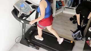 Cuckolding with a thief on a treadmill, he handcuffed me and made me his slave