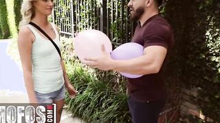 Mofos - Peter Green found a Gorgeous chick Winter Bell