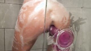 Dainty Gets a Bombshell Pink Fat Dick Bubble Shower Stretch