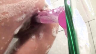 Dainty Gets a Bombshell Pink Fat Dick Bubble Shower Stretch