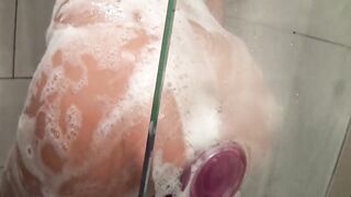 Dainty Gets a Bombshell Pink Fat Dick Bubble Shower Stretch