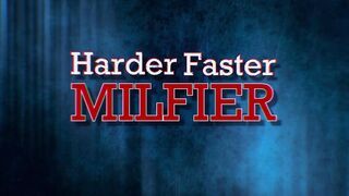 Brazzers - Competitive MILFs Ariella Ferrera, Reagan Foxx go Oral Sex