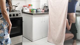I Boned the women while my stepsister is Cooking and she doesn't realize that I'm Fucking